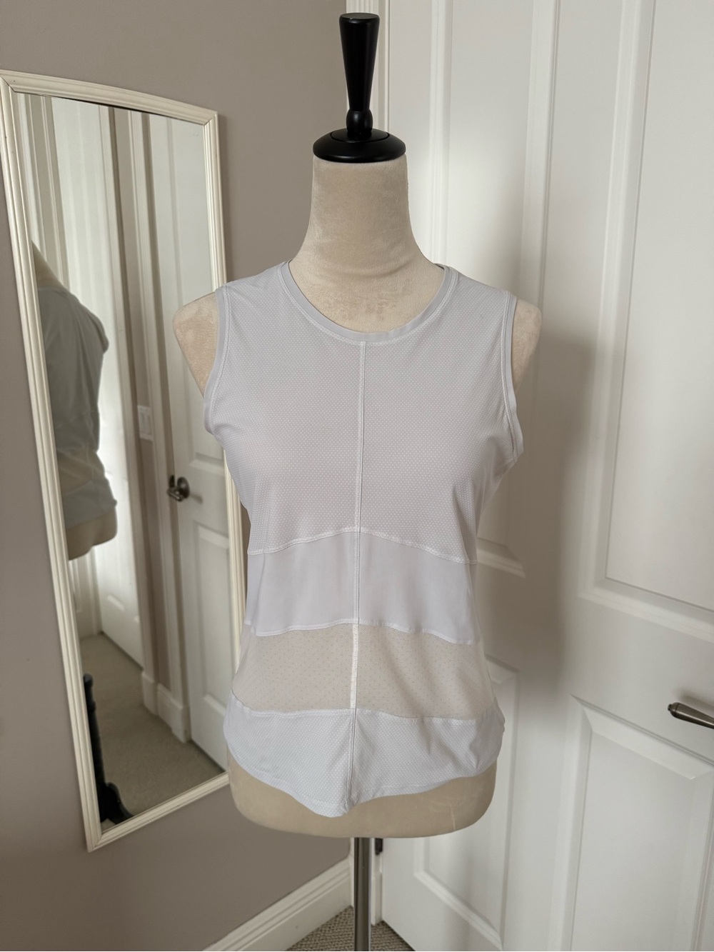 lululemon athletica dove gray Mesh Performance Tank